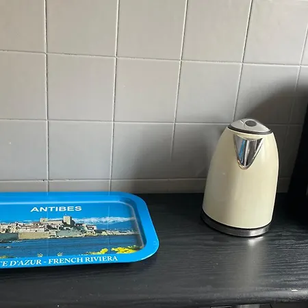 Juan Les Pins, T2 Cosy Et Confortable, Avec Parking En Sous-sol, Proche Plages Et Commerces 아파트 *