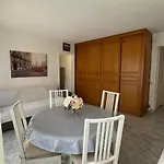 Juan Les Pins, T2 Cosy Et Confortable, Avec Parking En Sous-sol, Proche Plages Et Commerces Apartman Antibes