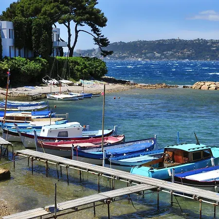 Juan Les Pins, T2 Cosy Et Confortable, Avec Parking En Sous-sol, Proche Plages Et Commerces 公寓