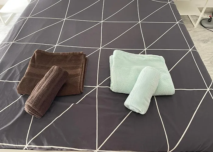 Juan Les Pins, T2 Cosy Et Confortable, Avec Parking En Sous-sol, Proche Plages Et Commerces דירה אנטיב